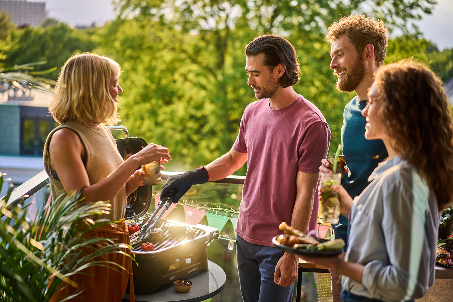 Weber Lumin Compact Outdoor Electric Barbecue Grill, Black - Great Small Spaces such as Patios, Balconies, and Decks, Portable and Convenient
