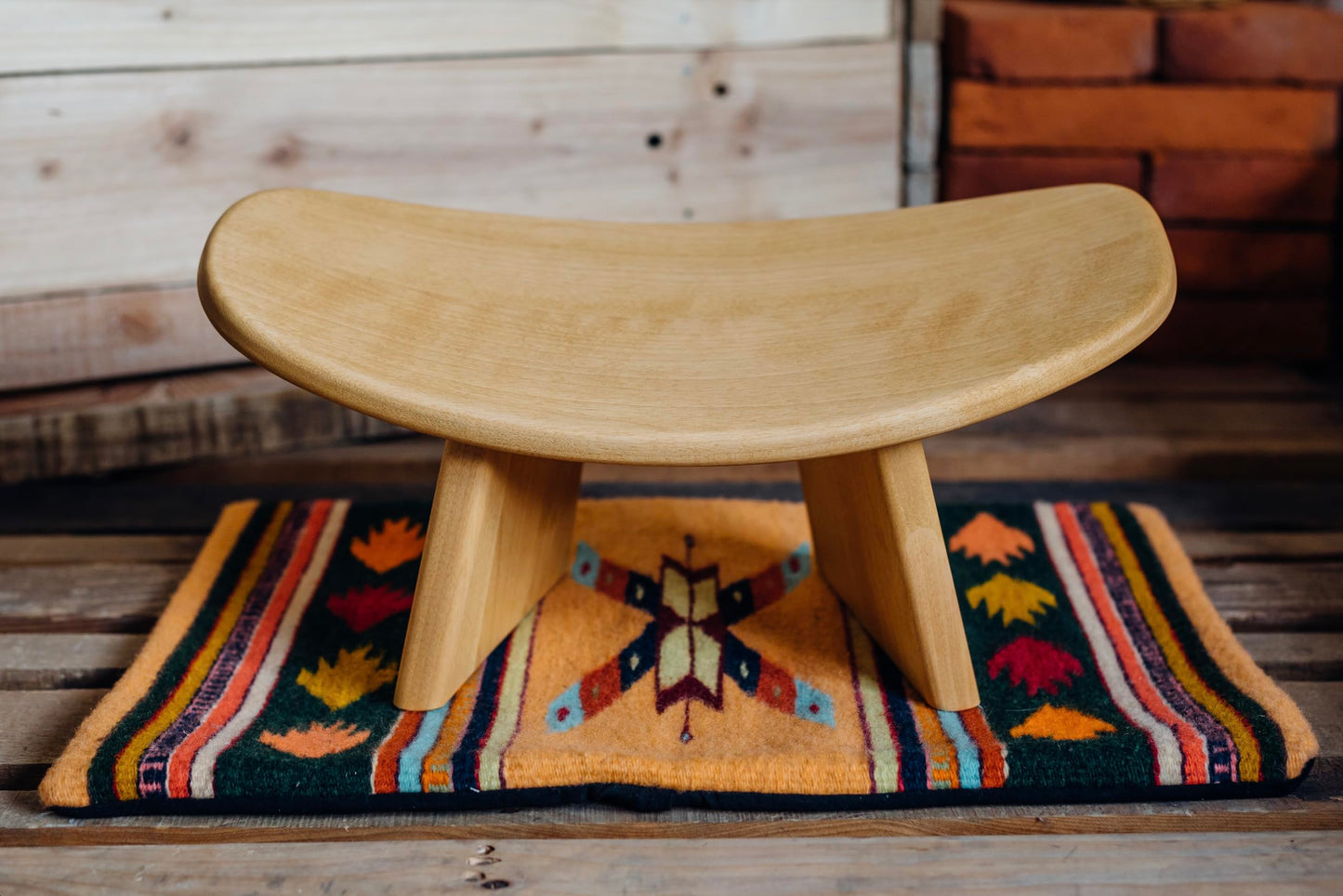 BLUECONY Meditation Bench IKUKO Original, Portable Version with Bag, Locally Handmade Yoga Exercise Wooden Kneeling Ergonomic Seiza Seat - Dark Walnut, Standard Height (7" or 18cm)