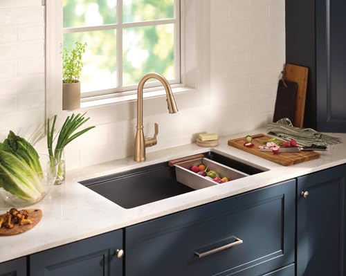 Moen Nolia Brushed Gold Kitchen Faucet with Soap Dispenser, Pull Down Sprayer with Power Boost, Transitional High Arc Kitchen Faucet, One-Handle Easy Installation, 87071BZG