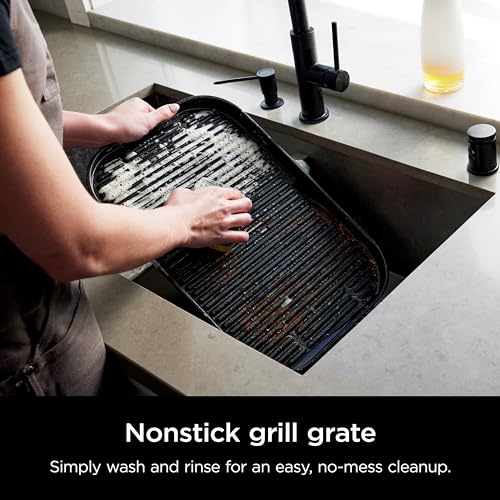 Ninja OG951 Woodfire Pro Connect Premium XL Outdoor Grill & Smoker, Bluetooth, App Enabled, 7-in-1 Master Grill, BBQ Smoker, Outdoor Air Fryer, Woodfire Technology, 2 Built-In Thermometers, Black/Blue
