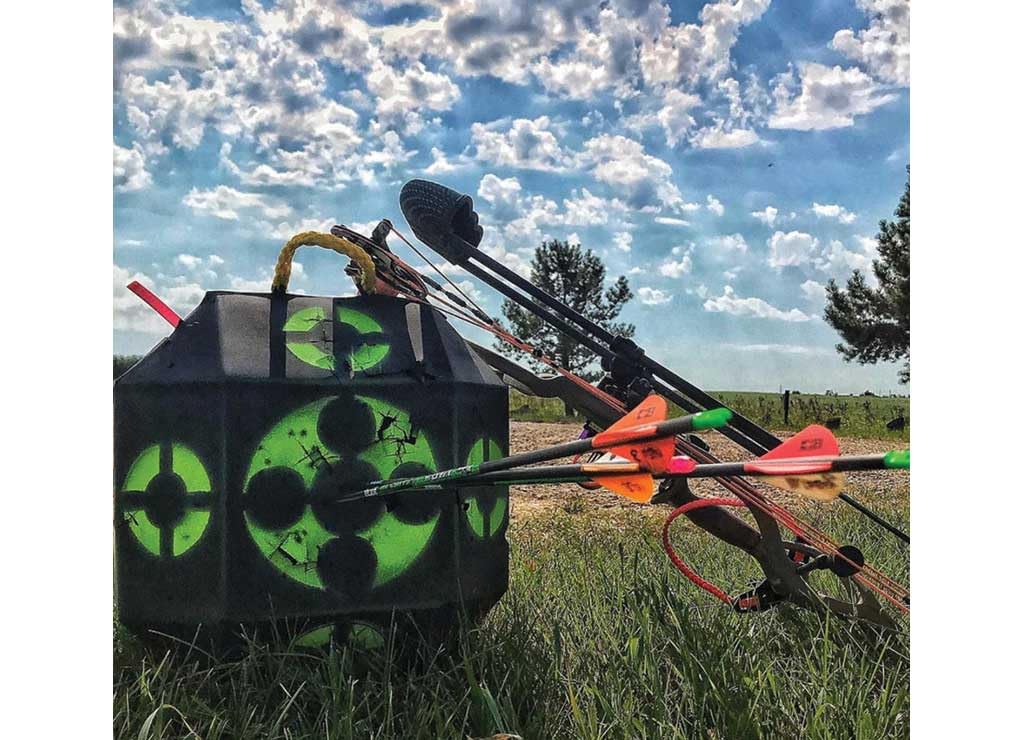 Rinehart 18-1 Archery Target | 18-Sided Multi-Purpose Archery Target | Broadhead & Field Point Compatible | Durable Self-Healing Foam | Made in USA