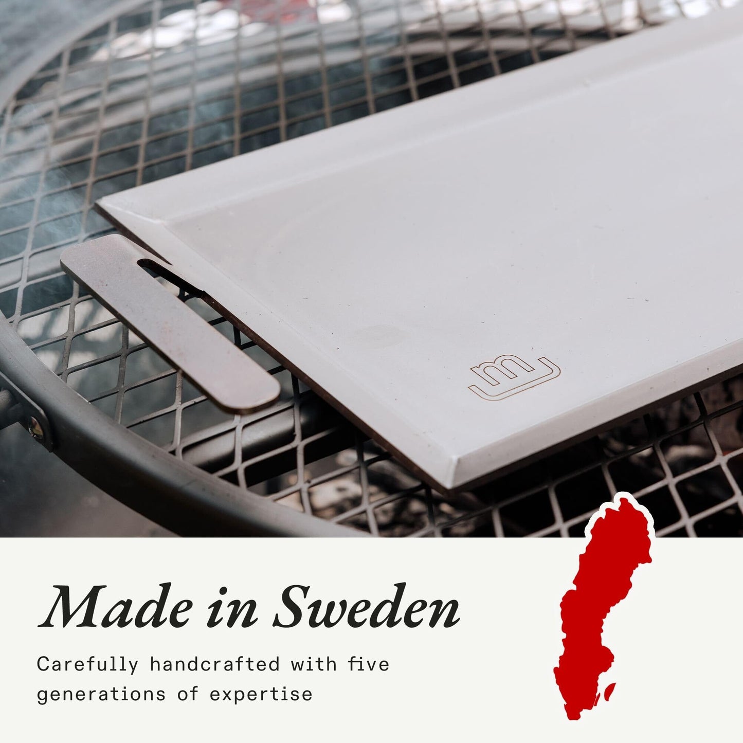 Made In Cookware | Carbon Steel Griddle - (Like Cast Iron, but Better) | Professional Cookware | Crafted in Sweden | Induction Compatible
