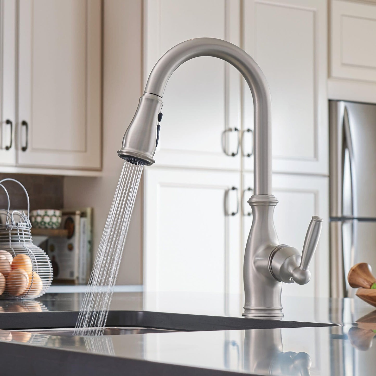 Moen Brantford Spot Resist Stainless Traditional One-Handle Kitchen Faucet with Pulldown Sprayer Featuring Power Boost and Reflex Docking System, 7185SRS
