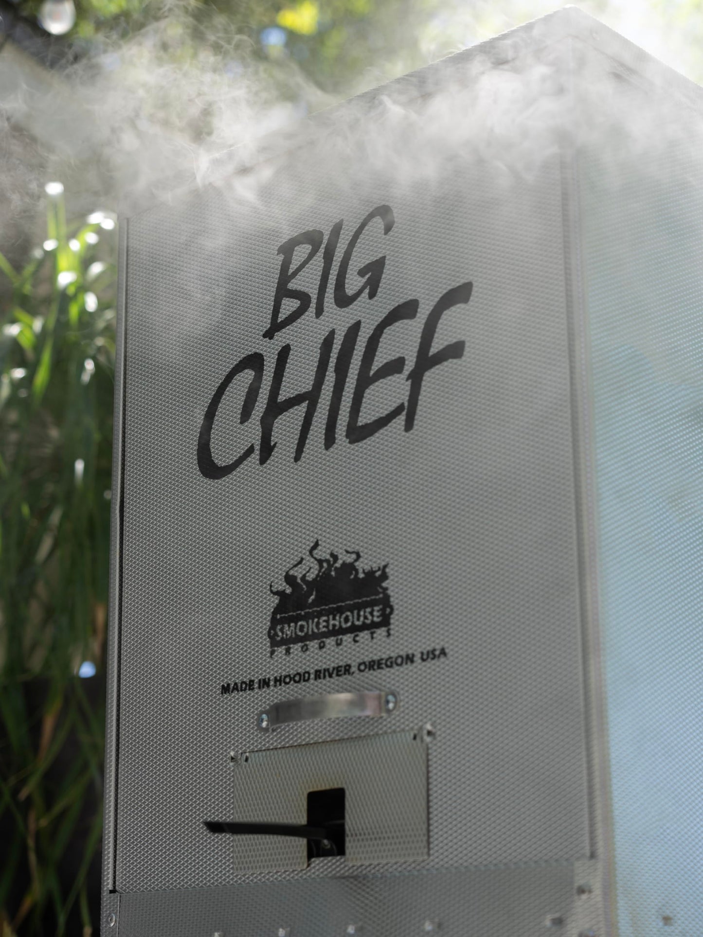Smokehouse Big Chief Front Load Smoker, Easy to Use Electric Smoker with 50 LB Capacity, Great for Smoking Fish, Jerky, Brisket, Cheese & More
