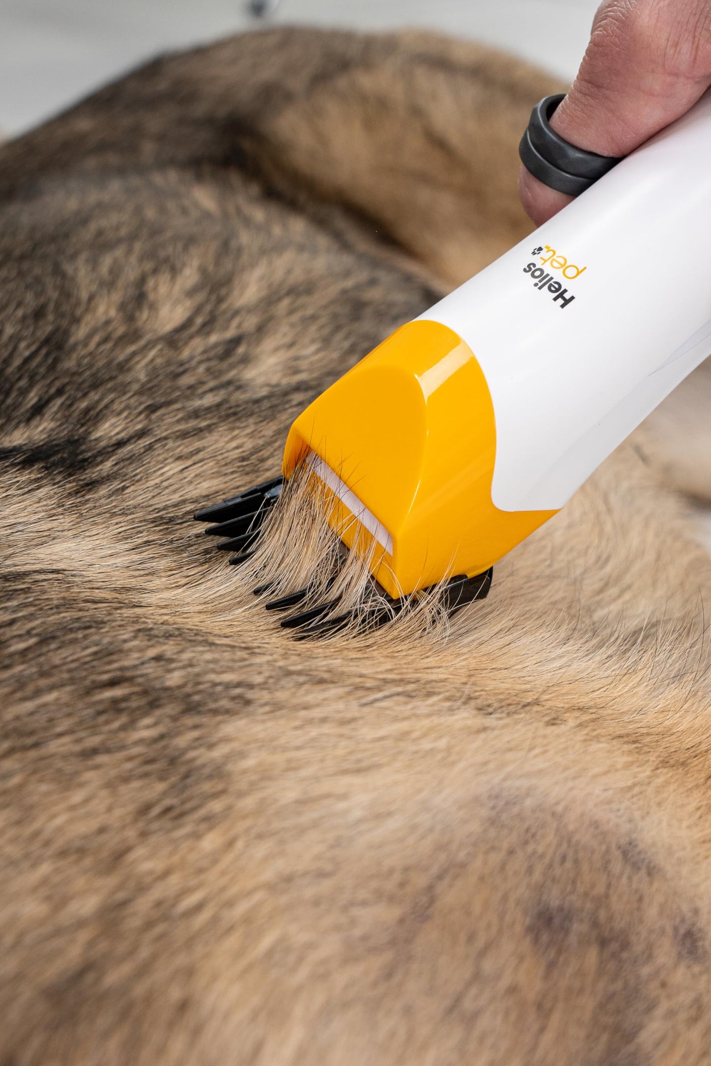 Helios Pet Deluxe Grooming Vacuum Cleaner - All-in-One Trimmer, De-Shedding & Cleaning System for Dogs & Cats